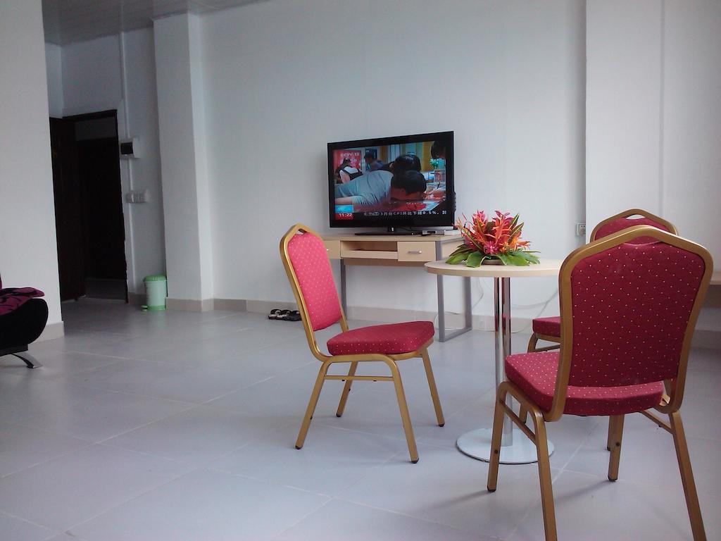 Airlines Business Hotel Порт Вила Стая снимка