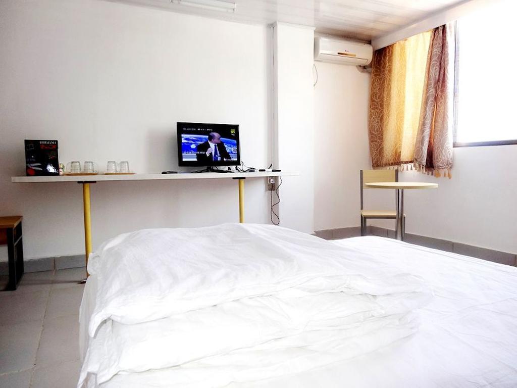 Airlines Business Hotel Порт Вила Стая снимка